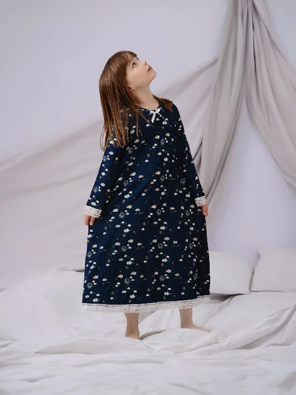 SARA - GIRLS NIGHTDRESS IN NAVY CLOUDS Button-up pajama sets